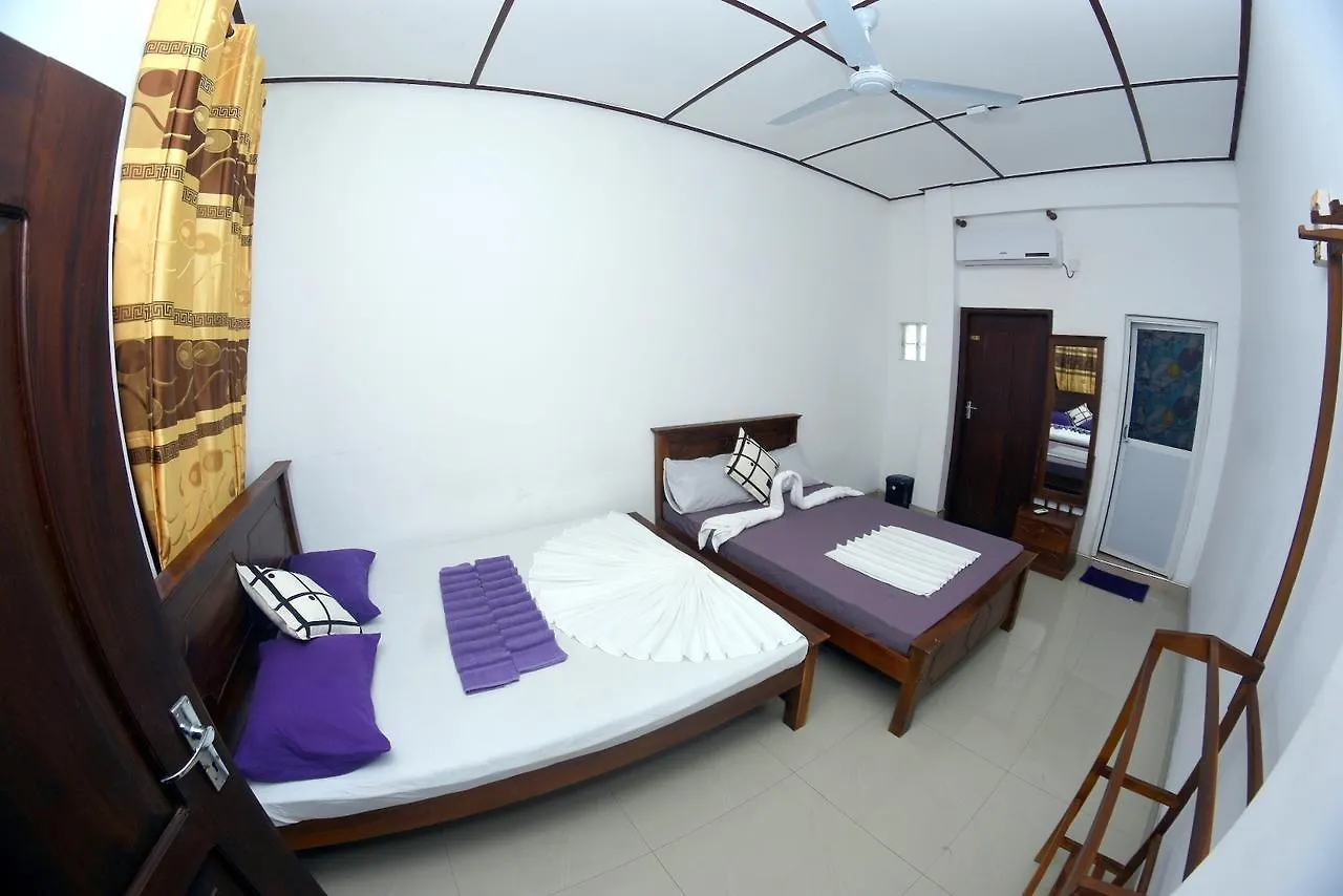 Bluray Beach Apartment Negombo